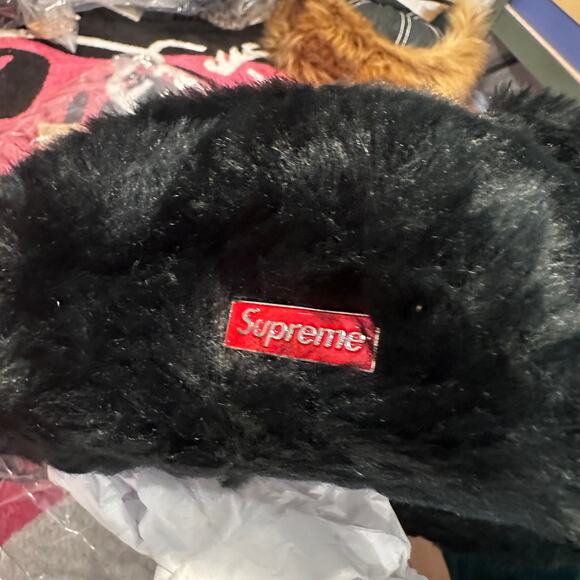 Supreme Ushanka Hat (FW25) – Black – S/M – Brand New - Picture 8 of 10